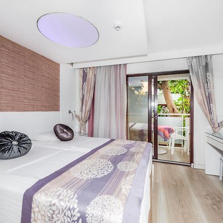 Tropic Beach Club Side Hotel ภายนอก รูปภาพ