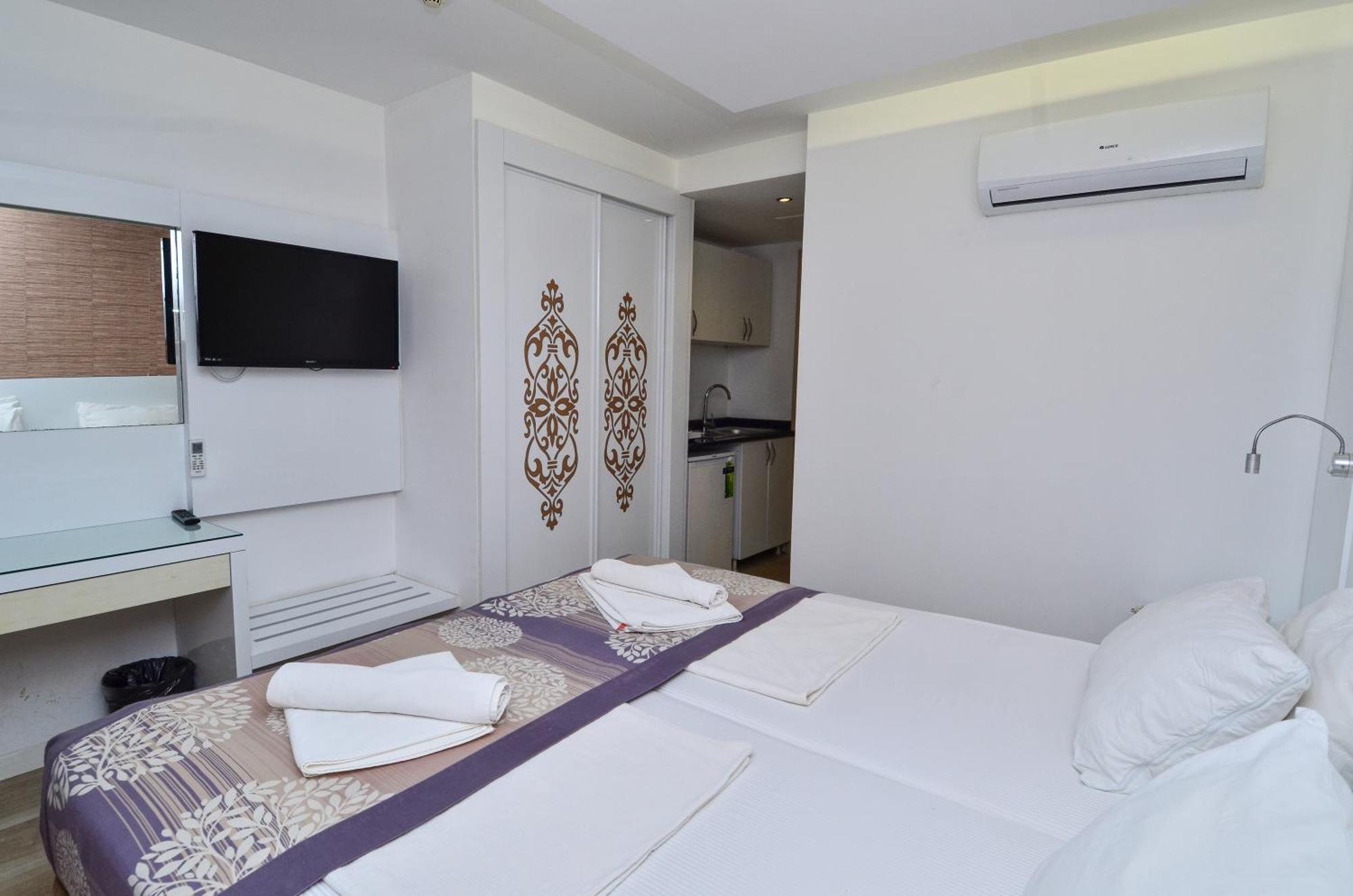 Tropic Beach Club Side Hotel ภายนอก รูปภาพ