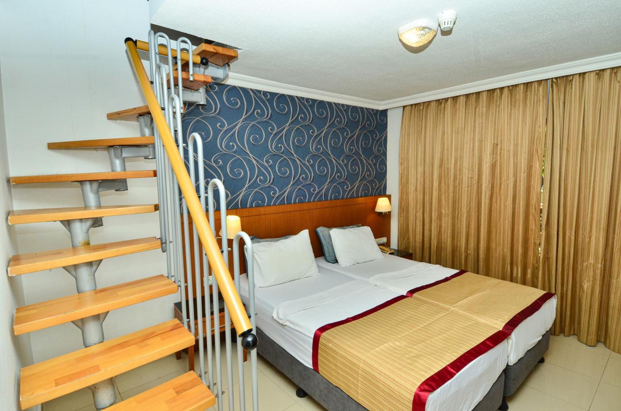 Tropic Beach Club Side Hotel ภายนอก รูปภาพ