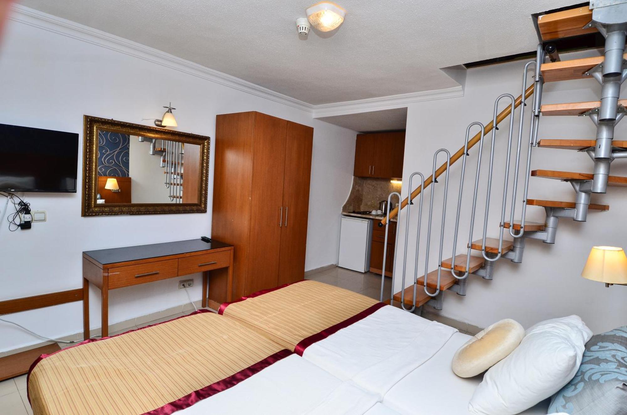 Tropic Beach Club Side Hotel ภายนอก รูปภาพ