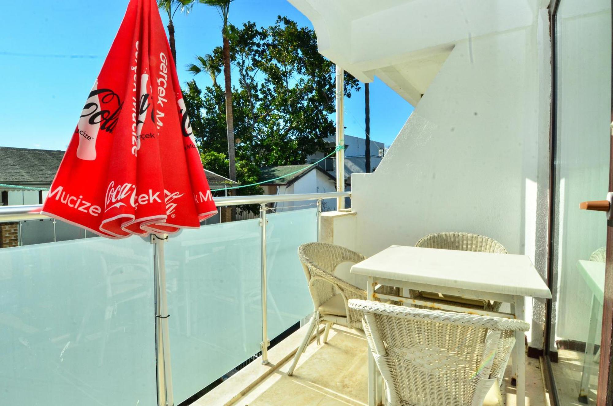 Tropic Beach Club Side Hotel ภายนอก รูปภาพ