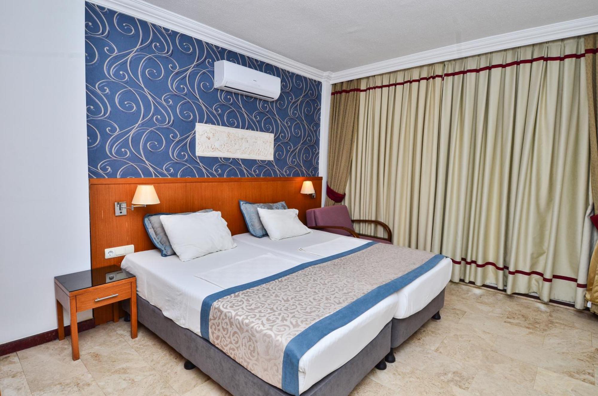 Tropic Beach Club Side Hotel ภายนอก รูปภาพ